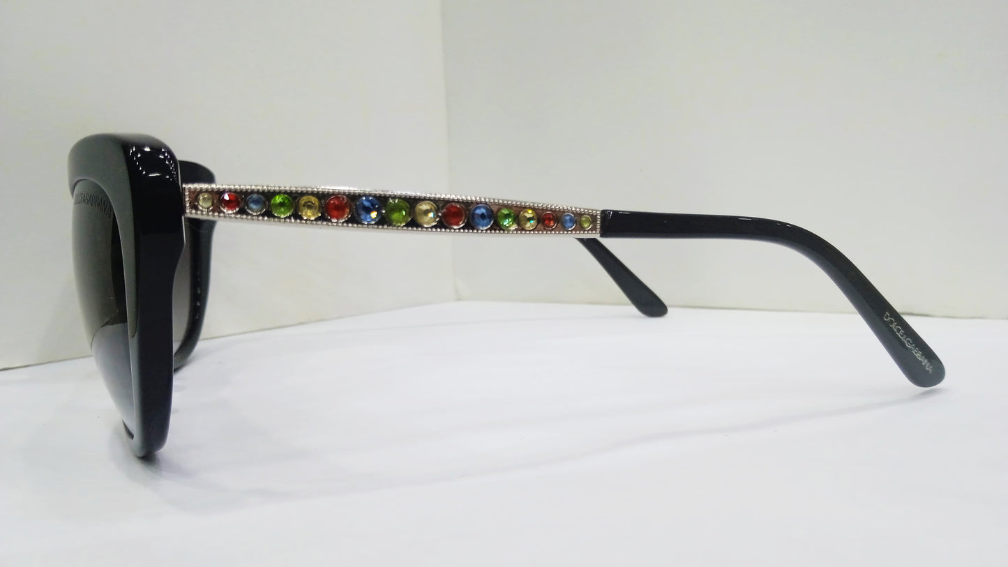Dolce & Gabbana Cat-Eye Sunglasses – Black Frame with Multicolor Rhinestone Arms